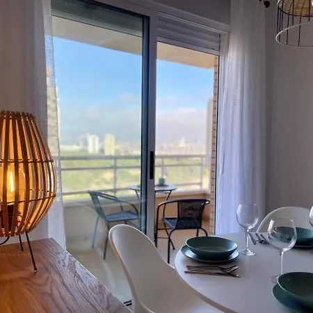 Poniente Via Parque Apartment